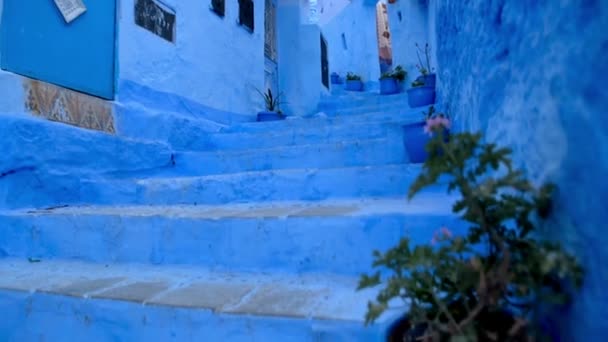 Straße Einem Alten Teil Der Marokkanischen Stadt Eine Wand Sind — Stockvideo