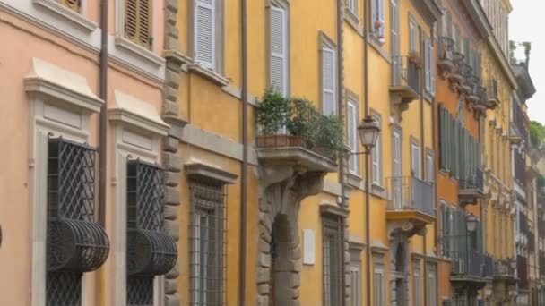 Panorama Uma Bela Rua Roma Arquitetura Clássica Cidades Europeias Acolhedoras — Vídeo de Stock