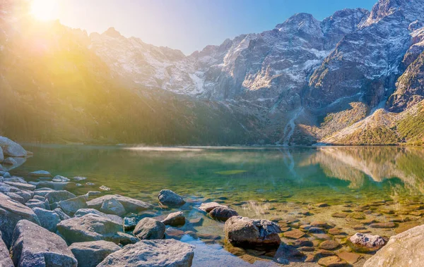 Tatra Dağları Nda Gün Doğumunda Dağ Gölünün Güzel Manzarası Polonya — Stok fotoğraf