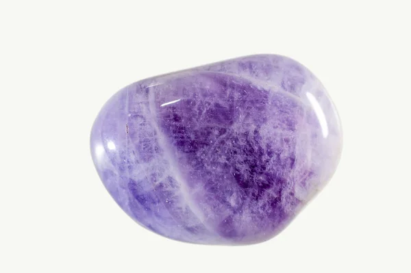 圆的紫水晶水晶石头 — 图库照片
