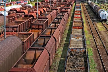 Boş kargo tren istasyonu