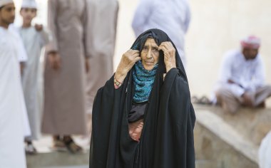 Nizwa pazarda eski Omani Bayan