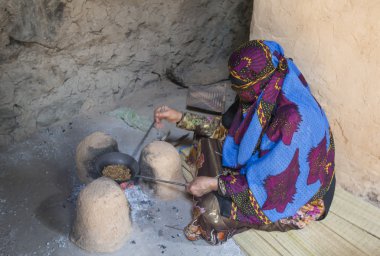 omani Bayan kahve kavurma 