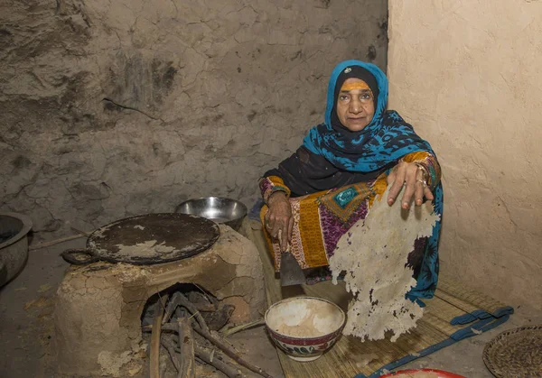 Umman hanım ekmek yapma