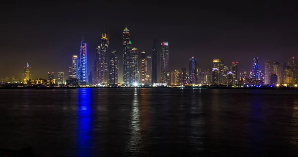 Dubai Marina bei Nacht — Stockfoto