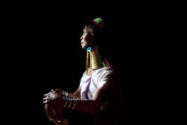 Mutfak Paduang kadın