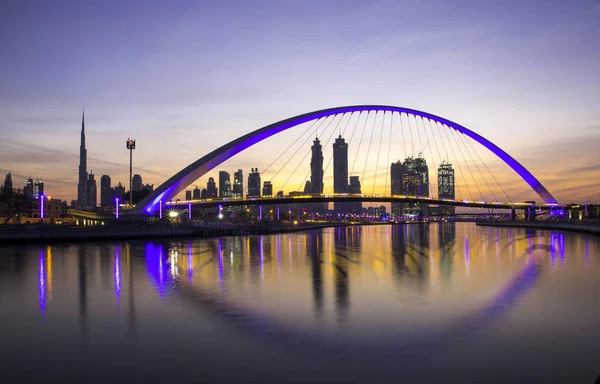 Most přes Dubaj vodní — Stock fotografie