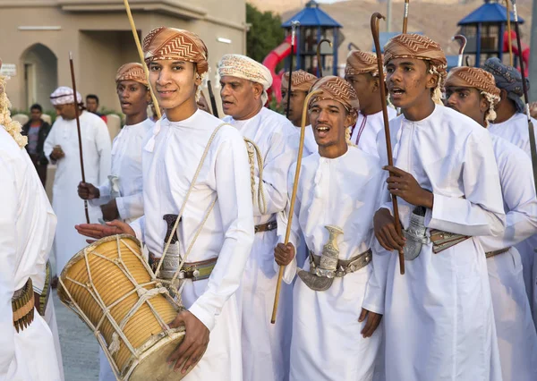 Omani homens cantando — Fotografia de Stock