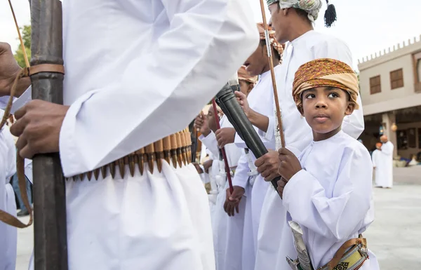 geleneksel giyim küçük çocuk