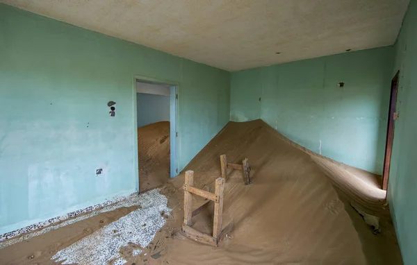 Inside abandoned house — Stock Photo, Image