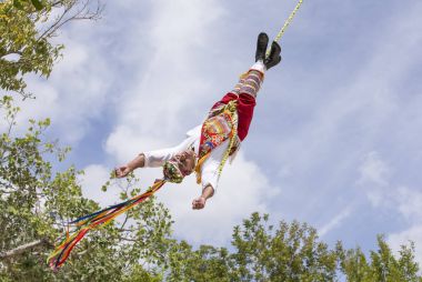 Voladores ritüel töreni