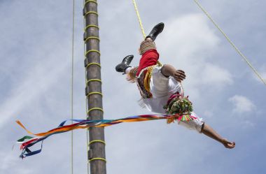 Voladores ritüel töreni