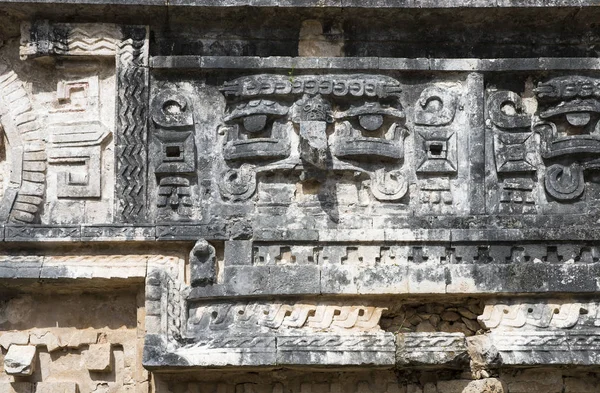 Gravuras antigas de símbolos maias — Fotografia de Stock