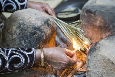 omani Bayan yapma yangın