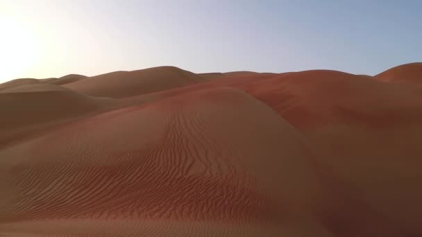 Sanddyner i öknen Liwa — Stockvideo