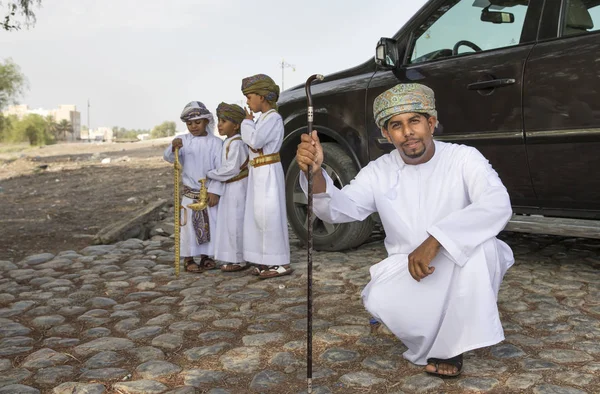 Homem Omani vestido para Eid al Fitr — Fotografia de Stock