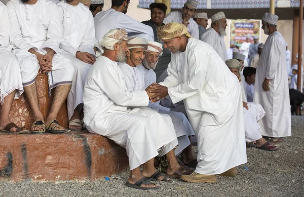 Omani Menschen auf einem Habta-Markt — Stockfoto