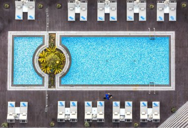 otel Yüzme Havuzu, şemsiye 