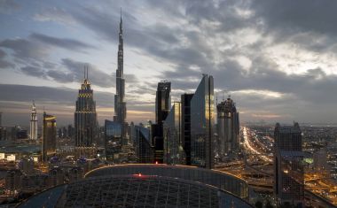 Dubai şehir silüetinin, gün batımı, güzel şehir arka plan