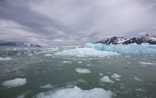 Massiccio Ghiacciaio Monaco Nell Arcipelago Delle Svalbard Norvegia — Foto Stock