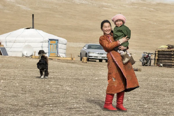 Hatgal Mongolia Marzo 2018 Niños Mongoles Una Estepa Del Norte — Foto de Stock