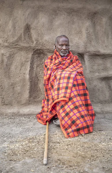 Arusha Tanzania Września 2017 Odpoczynek Starego Człowieka Maasai — Zdjęcie stockowe