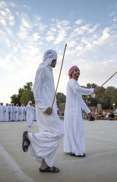 Ain Vereinigte Arabische Emirate November 2019 Emiratische Männer Ihrer Traditionellen — Stockfoto