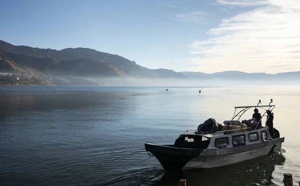 Tiro Cênico Pescador Lago Atitlan Guatemala — Fotografia de Stock