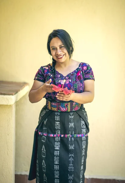 San Juan Lake Atitlan Guatemala Mrt 2020 Mayan Lady Traditionele — Stockfoto