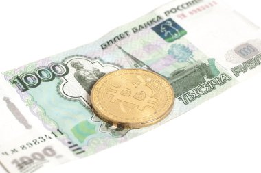Altın bitcoin sikke (dijital sanal para) Rus bir bin üzerinde