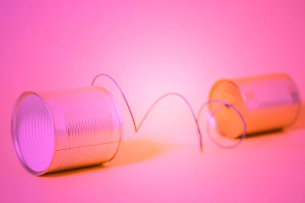 Tin can phone.communication koncept — Stock fotografie