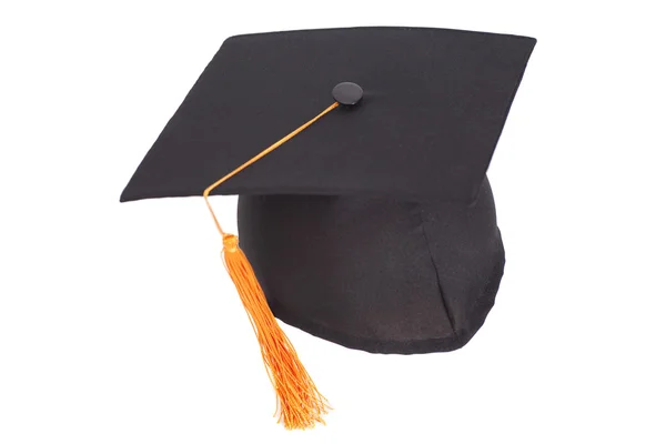 Μαύρο καπέλο αποφοίτησης με χρυσό φούντα που απομονώνονται σε λευκό φόντο — Φωτογραφία Αρχείου