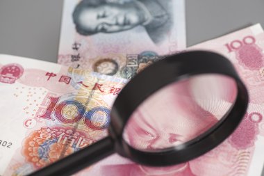 Yuan Çin para büyüteç cam ile