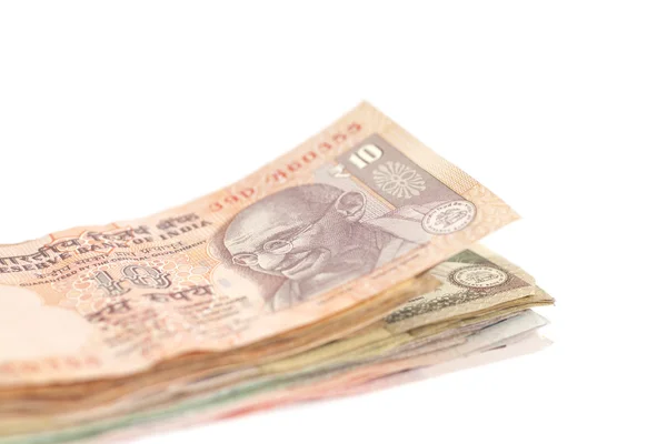 白い背景の上インド通貨ルピー紙幣 — ストック写真