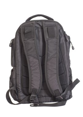 Siyah sırt çantası beyaz arkaplanda izole edildi