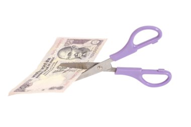 Elli Rupisi banknotlar makas (Hint para birimi ile)