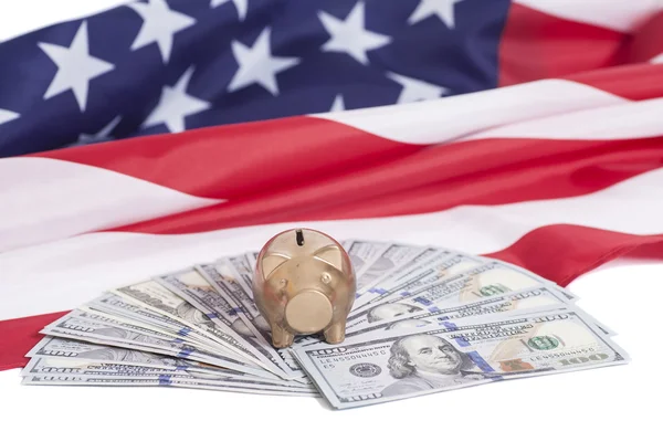 Золотая свинья на одной красной дорожке с американцами — стоковое фото