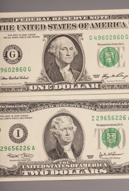 Para Amerikan bir ve iki dolar faturaları