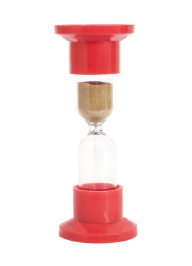 Kum saati beyaz arkaplanda izole