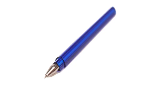 Penna blu isolata su bianco — Foto Stock