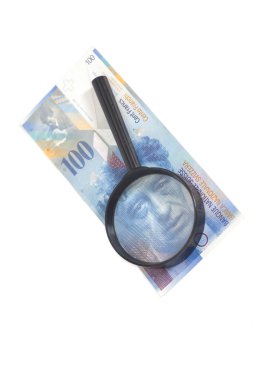 İsviçre 100 Frangı banknotlar Büyüteç altında