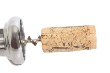 Beyaz arka plan üzerinde izole tirbuşon cork