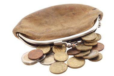 bazı avro ile cüzdan üzerinde izole beyaz paralar