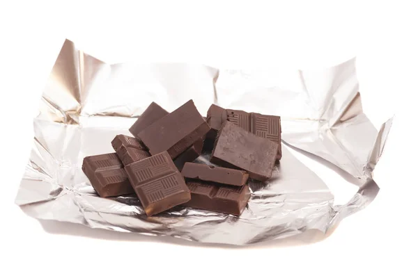 알루미늄 호 일에 초콜릿을 부 러 — 스톡 사진