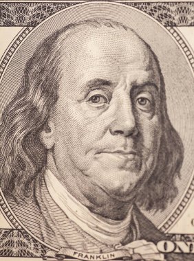 Benjamin Franklin portre 100 dolar üzerinden 