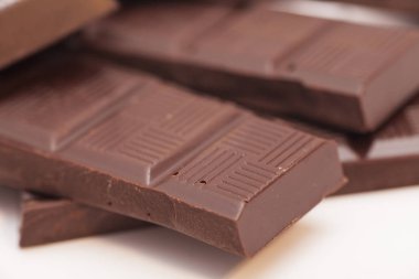 kırık sütlü çikolata bar