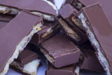 Çikolata bar arka plan kırık 