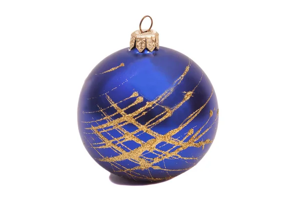 Modrý vánoční koule izolované na bílém — Stock fotografie