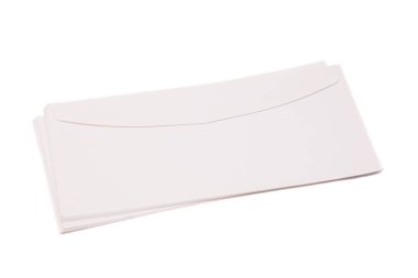 Boş zarflar üzerine beyaz izole