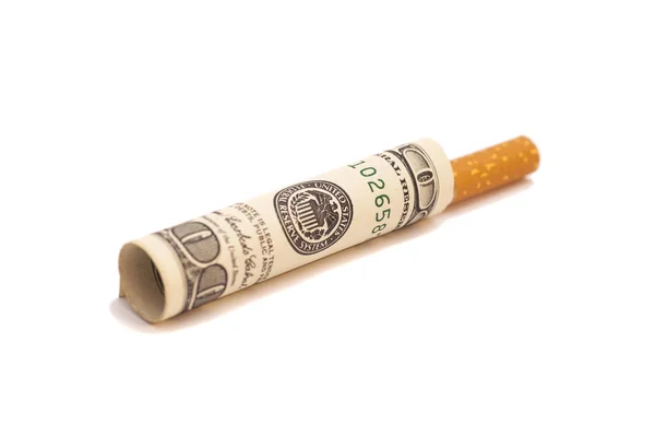 Сигарети і гроші на білому тлі — стокове фото